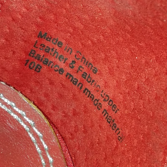 Bakers red high heels 10 - Picture 8 of 9